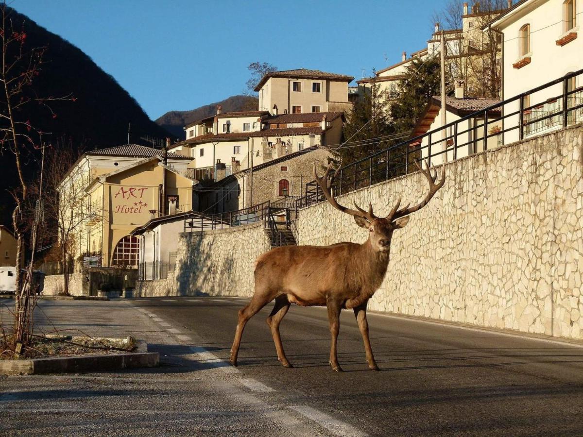 Casavacanza al castello 2 Villa Villetta Barrea Esterno foto